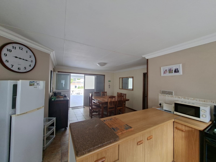 4 Bedroom Property for Sale in Hartenbos Central Western Cape
